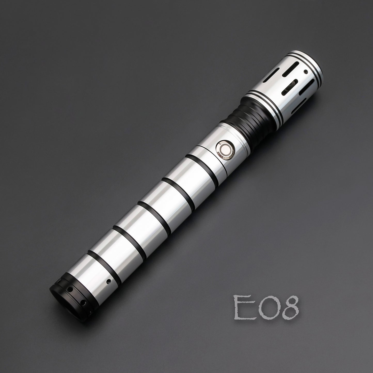 E08
